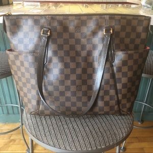Louis Vuitton Purse